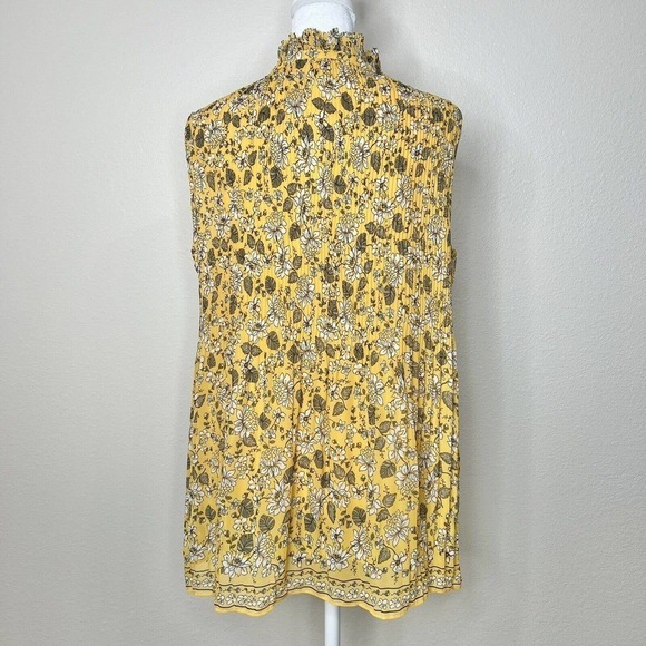 Max Studio Yellow & White Floral Georgette Accordion Pleated Sleeveless Top - Picture 8 of 14